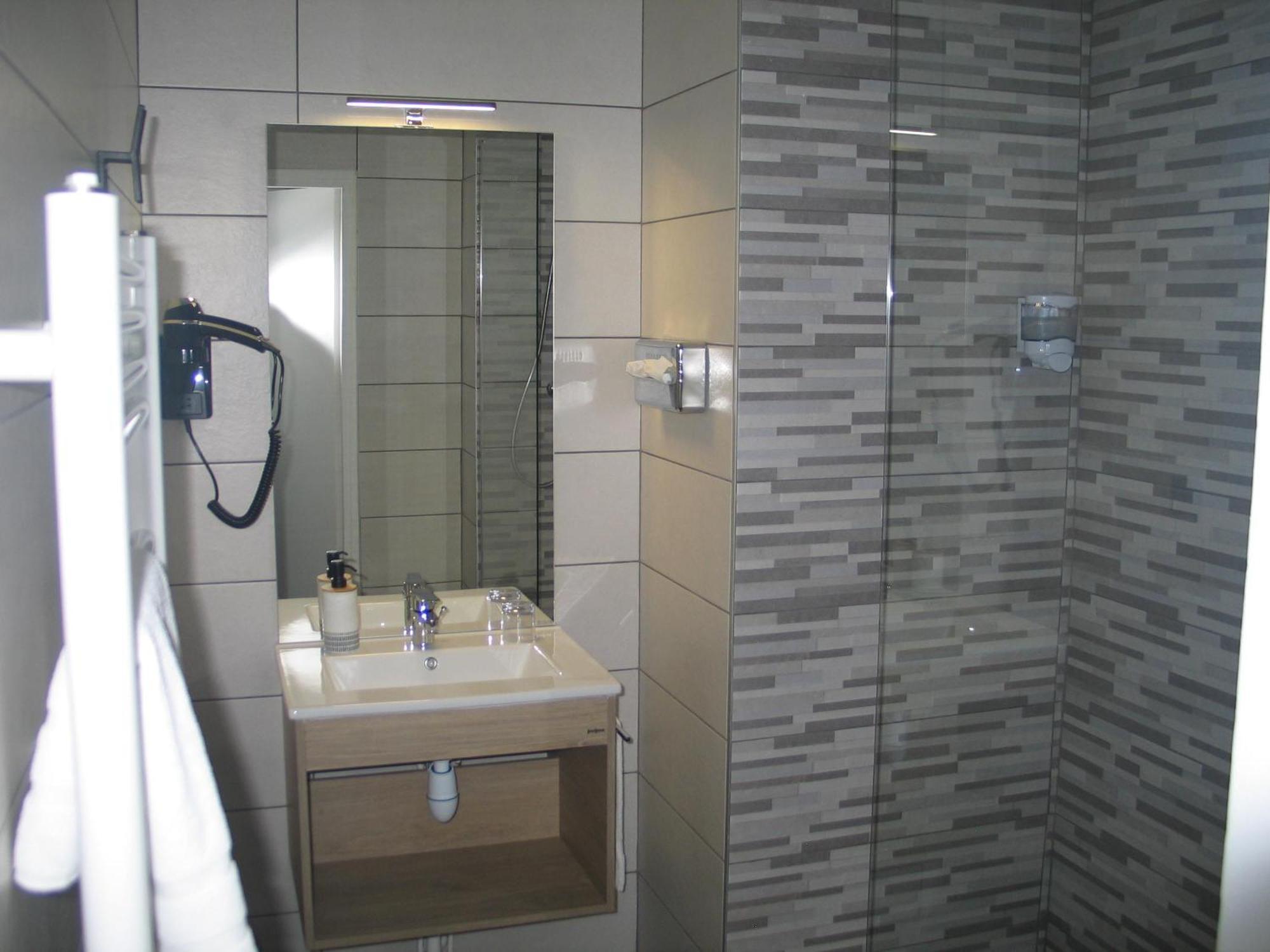 Hotel Astoria Saint-Etienne  Ngoại thất bức ảnh
